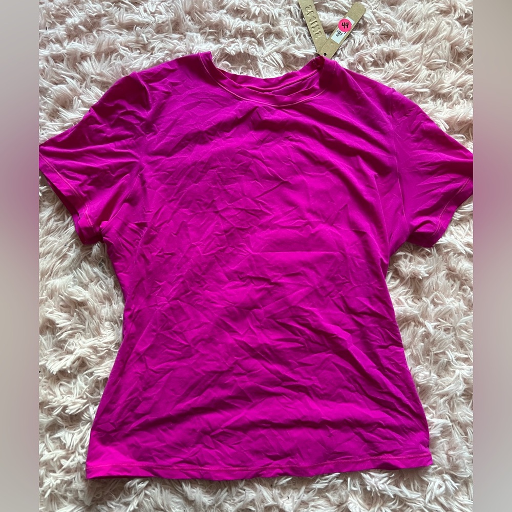 NWT SKIMS Fits Everybody Fuschsia T-shirt Size Large